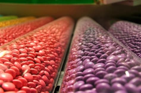 The Curse of Competition: How Beauty Drives Confectioners to Push Boundaries